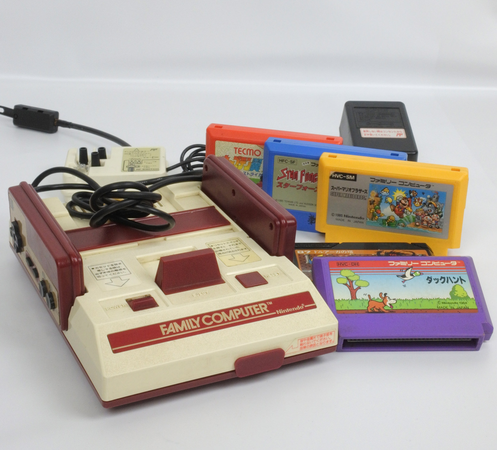 Famicom Console System Ref/H10308241 HVC-001 Games Tested Nintendo FC C ...